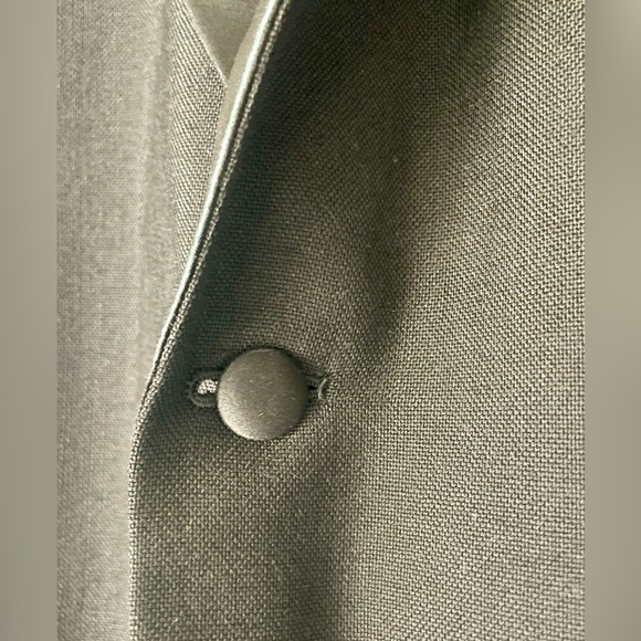 Harrods Vintage Worsted Mohair Tux Jacket, covered buttons, satin lapel, 40R - Picture 8 of 13